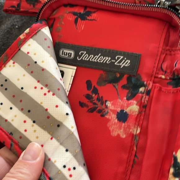 Lug Tandem Zip Wallet - Picture 6 of 6